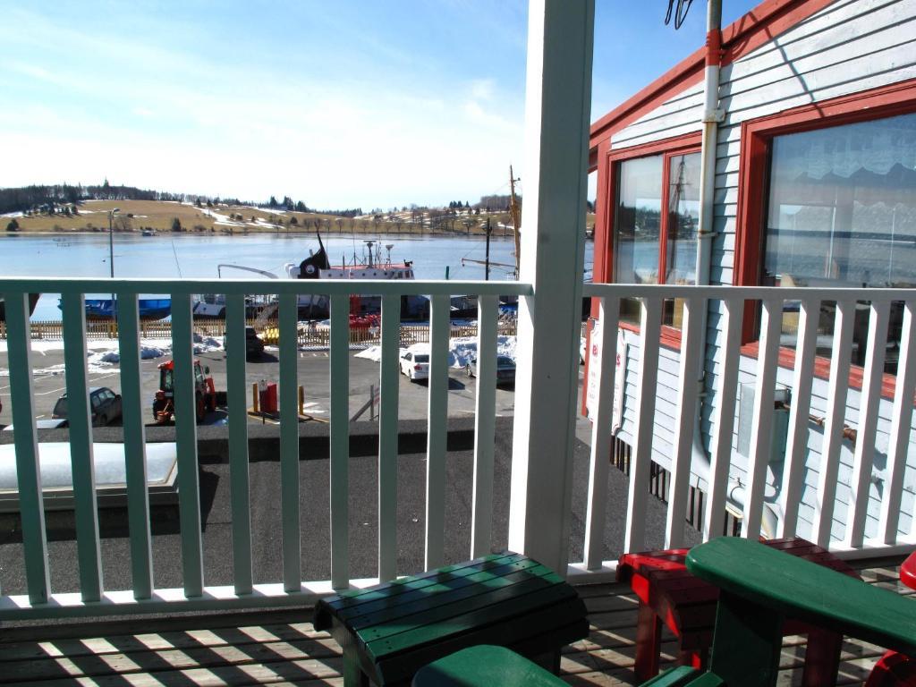Brigantine Inn Lunenburg Εξωτερικό φωτογραφία