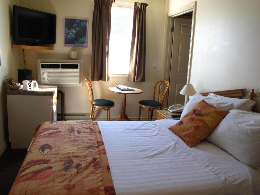 Brigantine Inn Lunenburg Δωμάτιο φωτογραφία